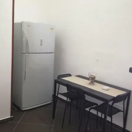 Dimora Vittorio Emanuele 392 Aeroporto di Catania Fontana Rossa